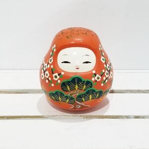 Vintage Japanese Hachiman-Okiagari Doll